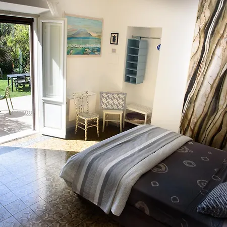Il Giardino Di Tatiana Rooms & Breakfast La Maddalena  Exterior photo
